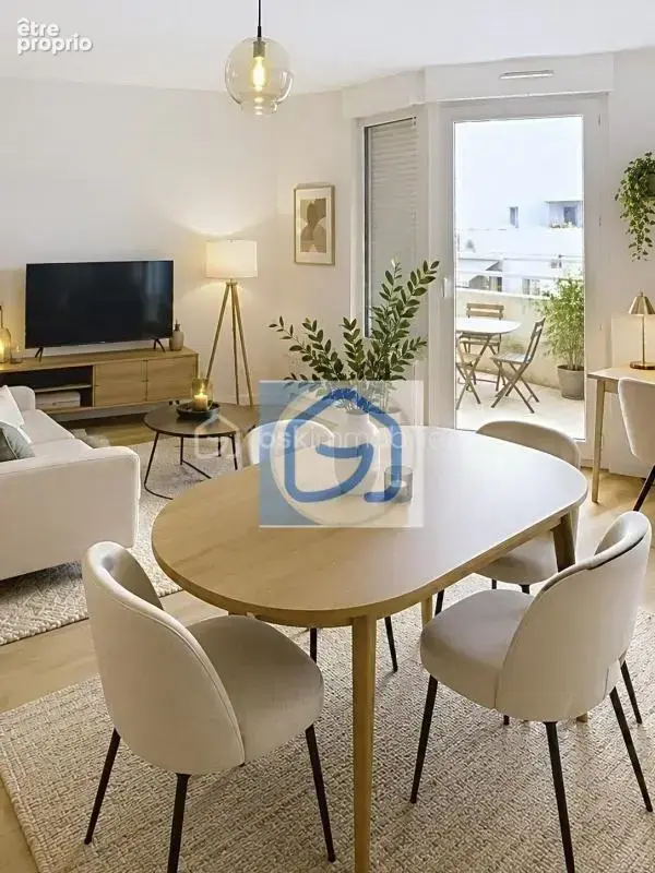 T2 rénové avec grand balcon, vue dégagée et garage – Villeurbanne Maisons Neuves - photo 6