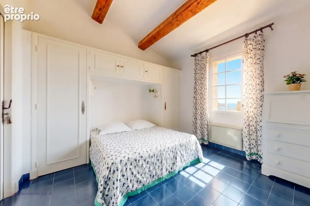 Agay, villa vue mer  exceptionnelle, 6 pieces, 4 chambres+bureau - photo 9