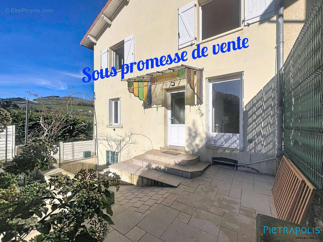 Maison à JOUX