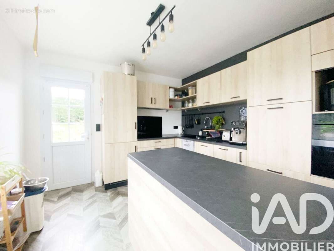 Photo 5 - Maison à LANMEUR