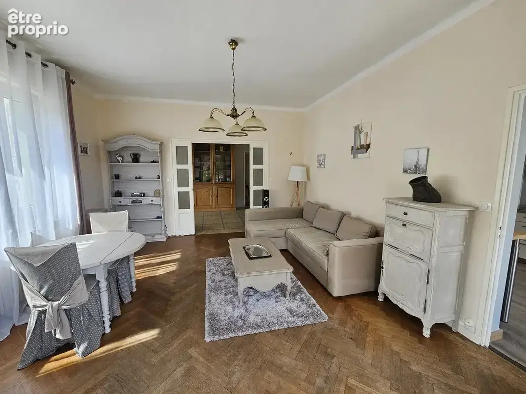 Maison d'architecte de 170m2 sur terrain paysagé de 2650 m2 constructible - photo 6