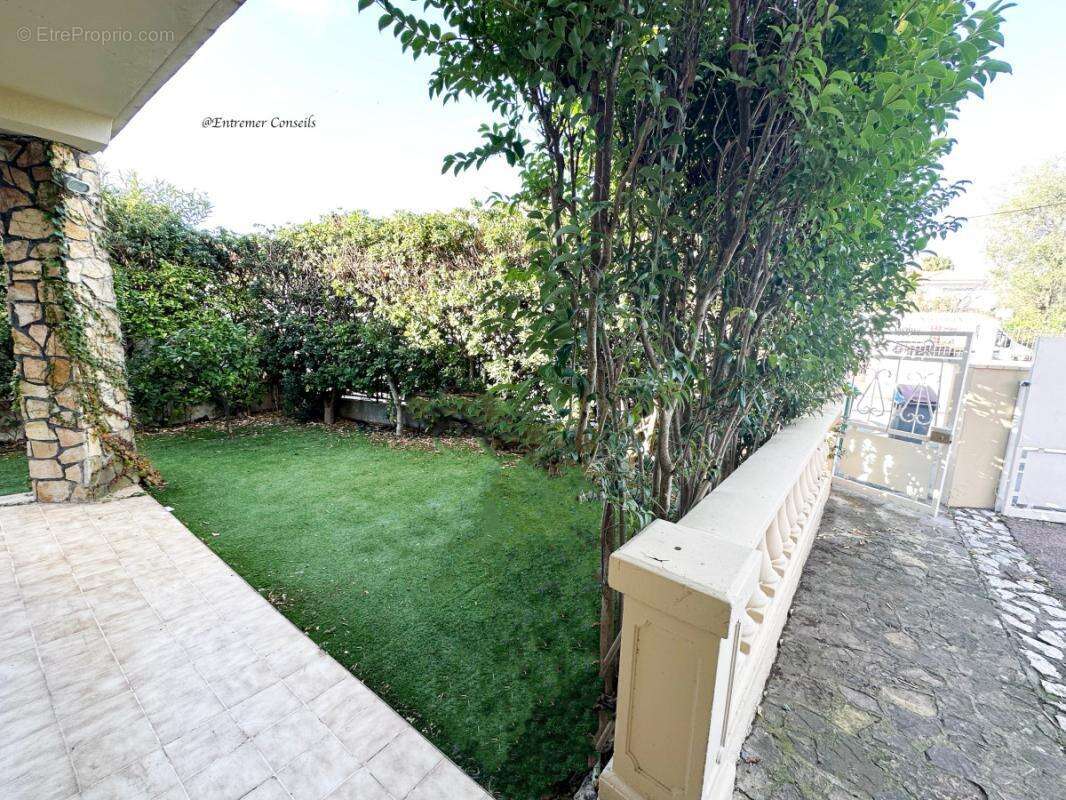 Maison à VILLENEUVE-LOUBET