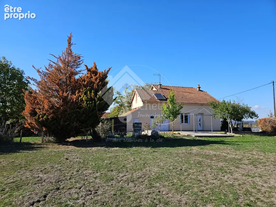 Maison à JALIGNY-SUR-BESBRE