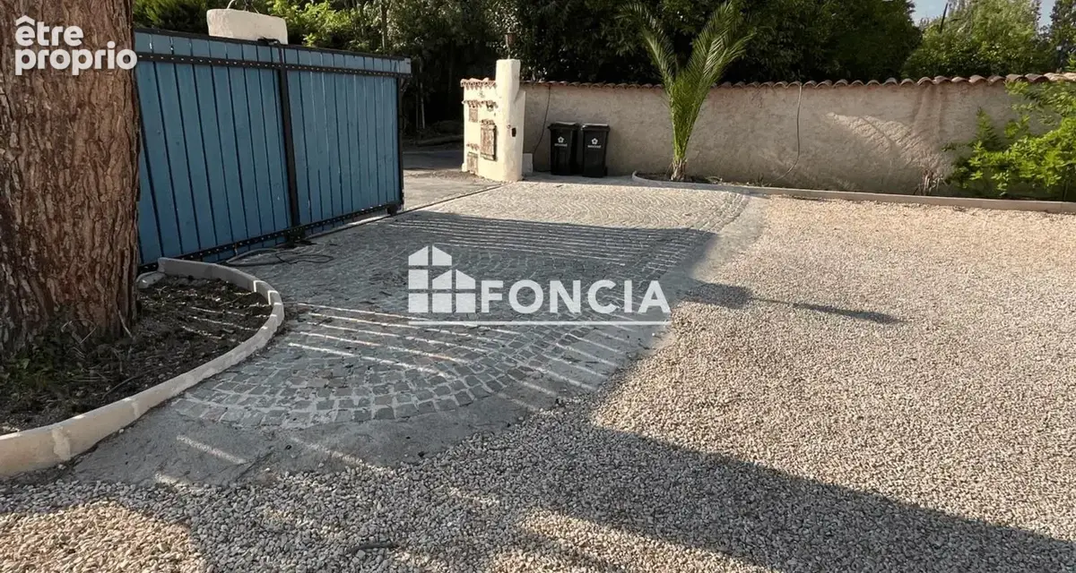 SAINT-PAUL-DE-VENCE – TERRAIN PLAT DE 660 M² - Permis de construire pour une villa en R+1. de 126m2 - photo 5