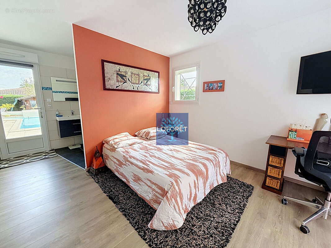 Maison Martignas Sur Jalle 5 pièces 150 m² - photo 9