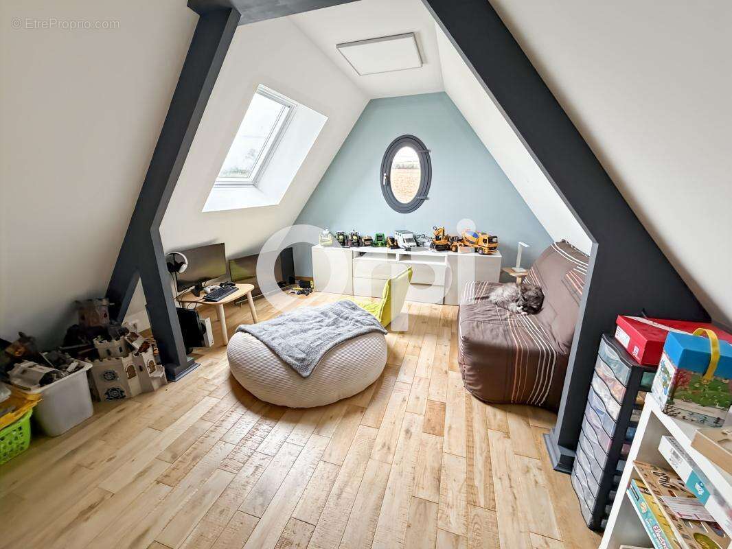 Maison à HENNEVEUX