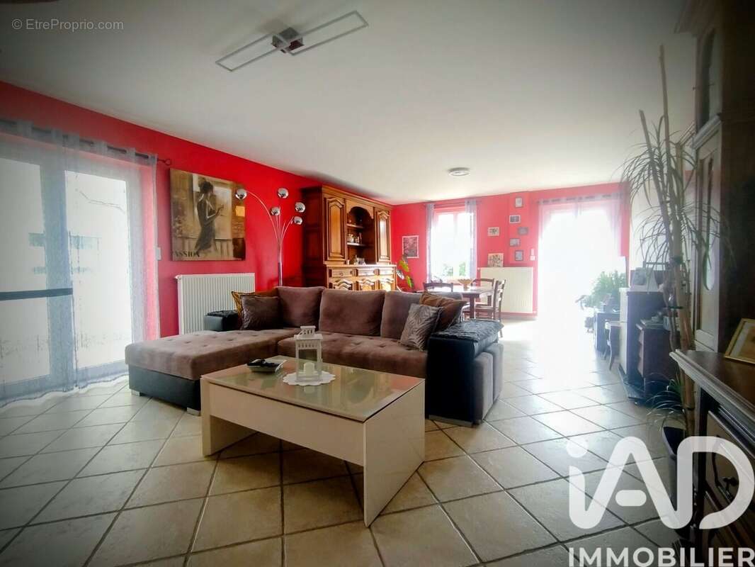 Maison 144 m² à Calonges  - photo 6