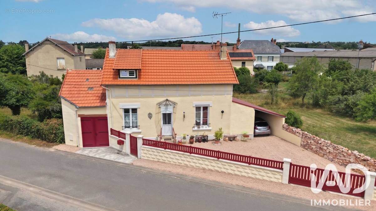 Photo 1 - Maison à VALLON-EN-SULLY