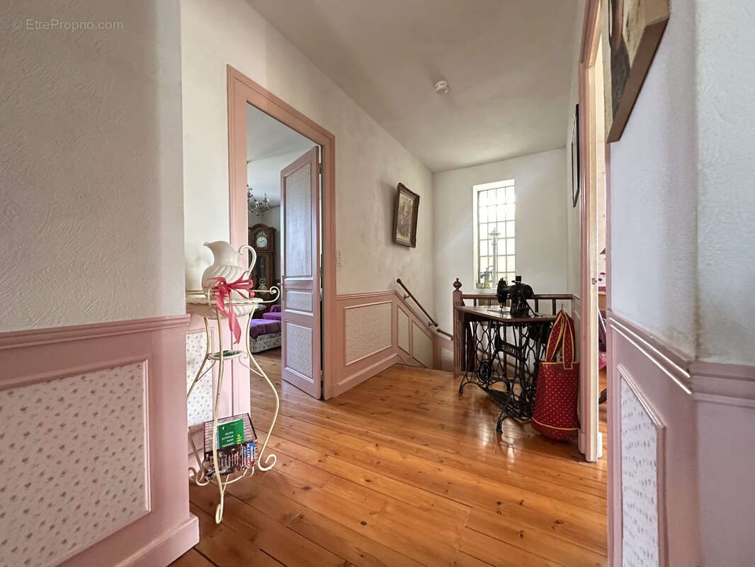 Maison à BARBEZIEUX-SAINT-HILAIRE