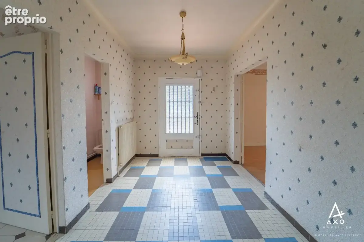 Maison 8 pièces 183 m² à vendre à Saint-Pierre-Du-Mont (40280) - photo 2