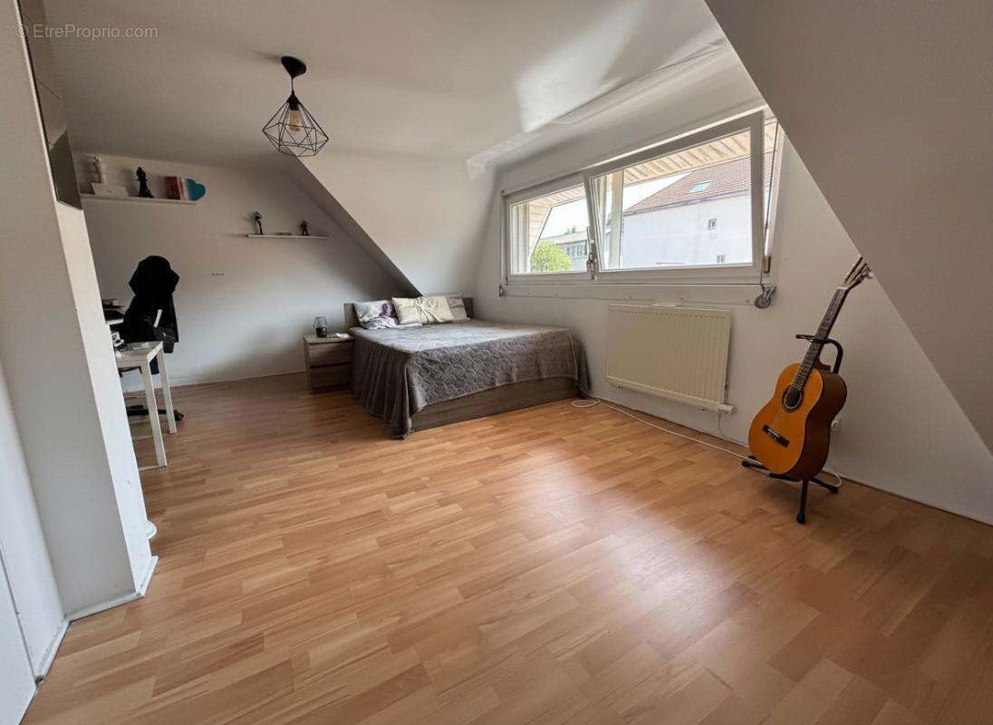 Maison en pierre avec piscine , 125 m² , Jardin sans vis-à-vis - photo 11