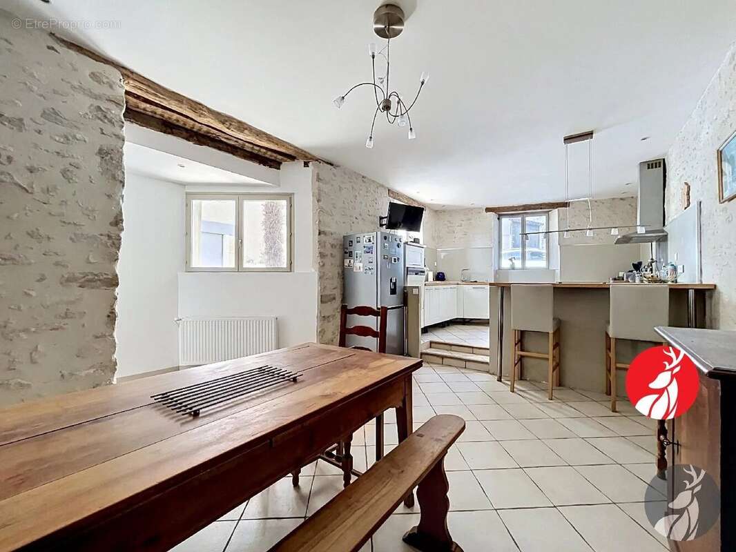 Maison à MILLY-LA-FORET