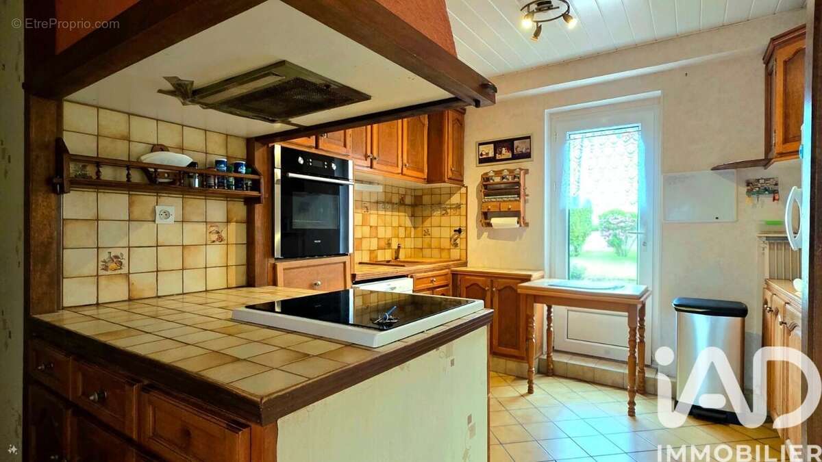 Maison 98 m² à Longuerue  - photo 8