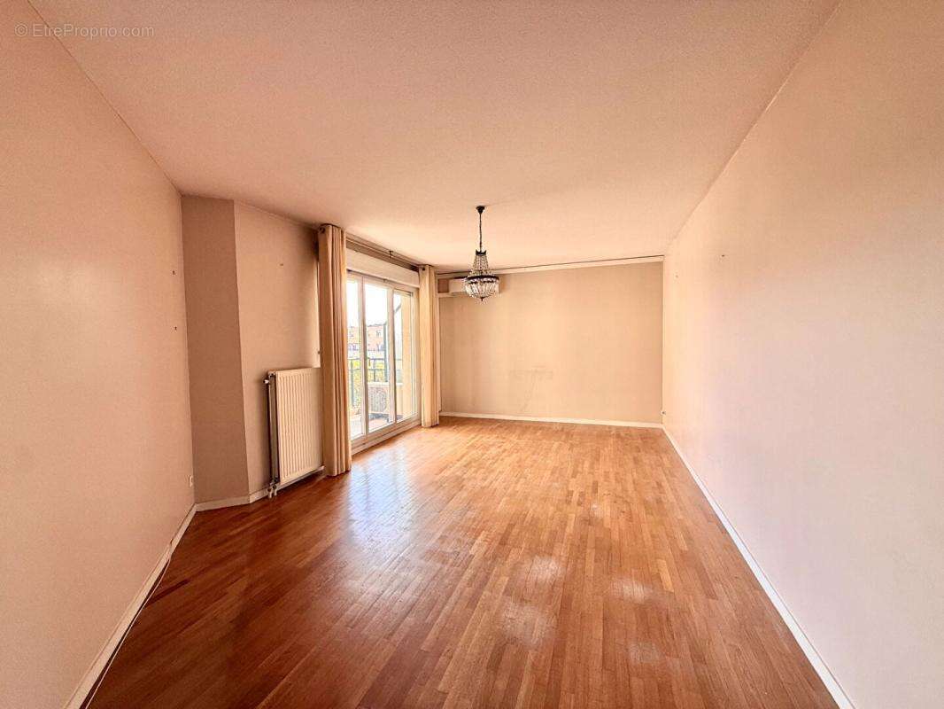 Appartement à LYON-3E