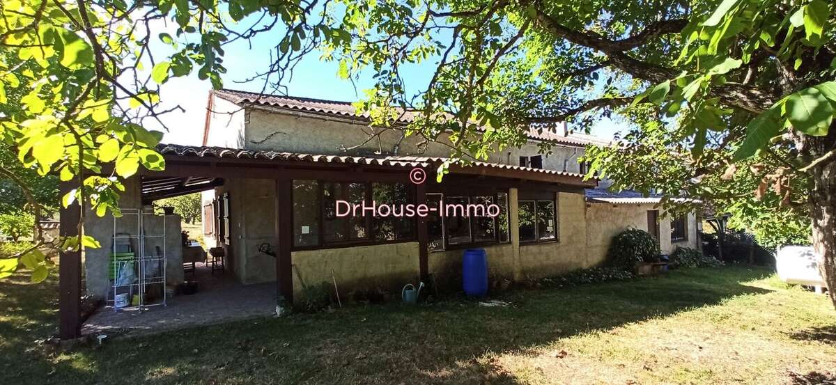 Maison à FONROQUE