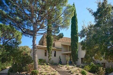 Maison à LA CROIX-VALMER