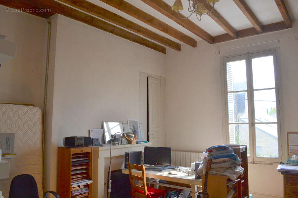 Maison à CHATELLERAULT