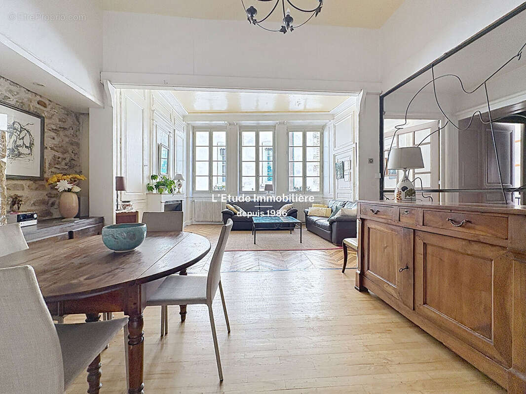 Appartement à LYON-1E