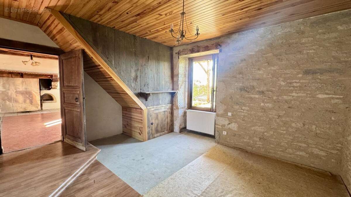 Maison à LUGAGNAC