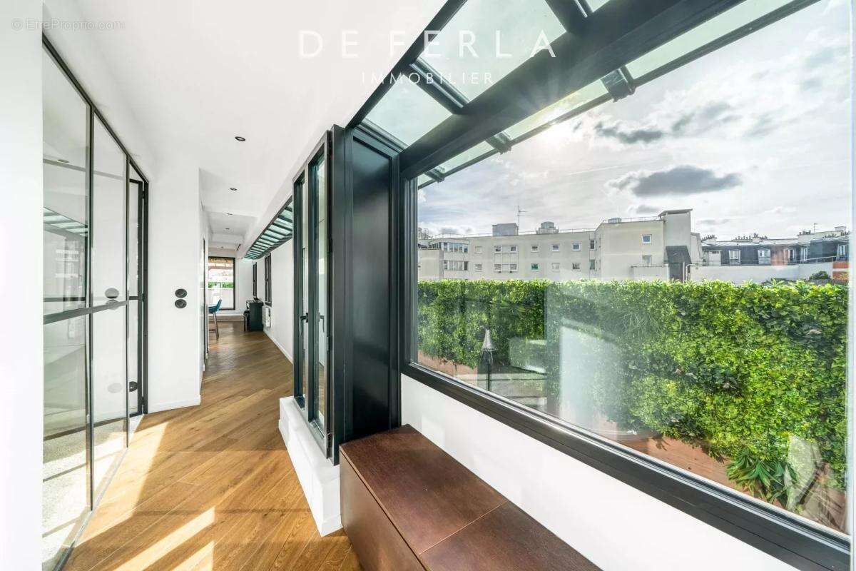 Appartement à PARIS-19E