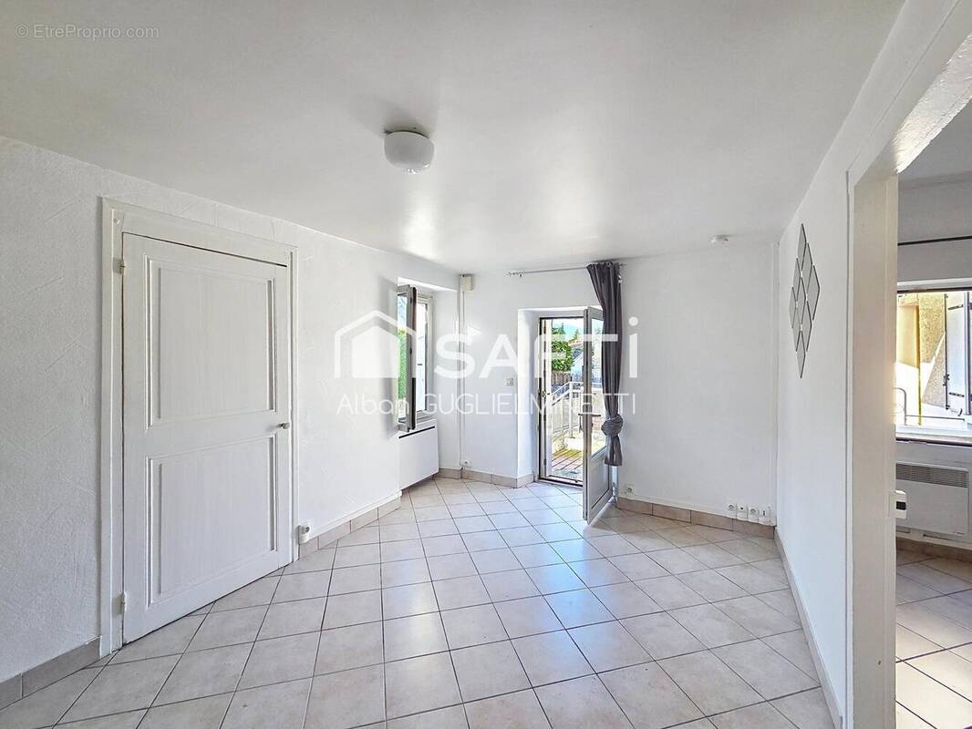Photo 1 - Appartement à VARCES-ALLIERES-ET-RISSET