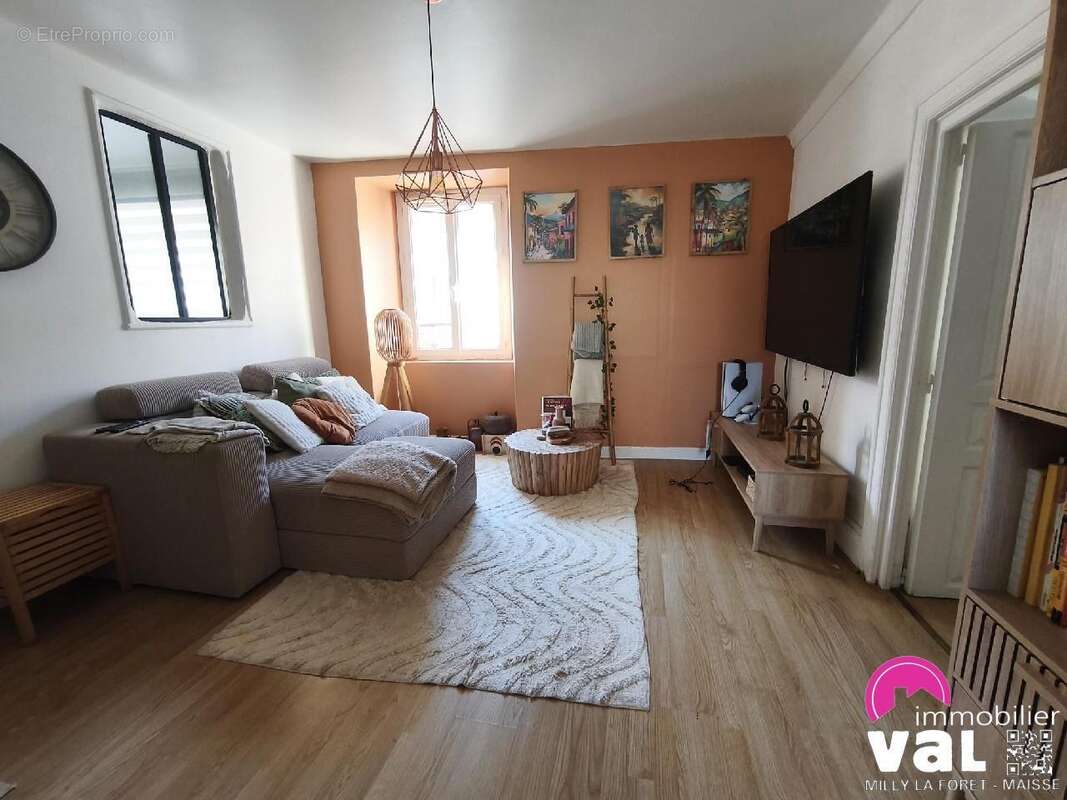 Appartement à MAISSE