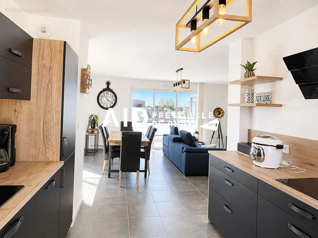 EN EXCLUSIVITE - Appartement de standing en plein coeur d'ARZON - photo 2