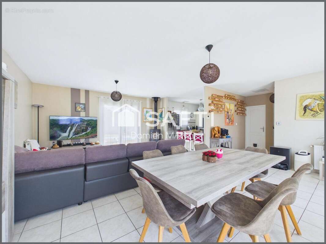 Maison 101 m² à Mios  - photo 4