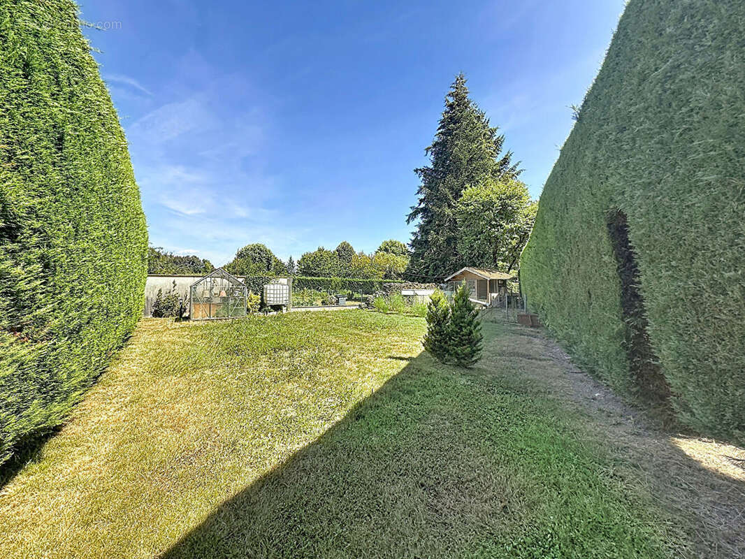 Belle maison de caractères de 134m2 avec piscine, sous sol, atelier sur un terrain de 2085m2 - photo 21