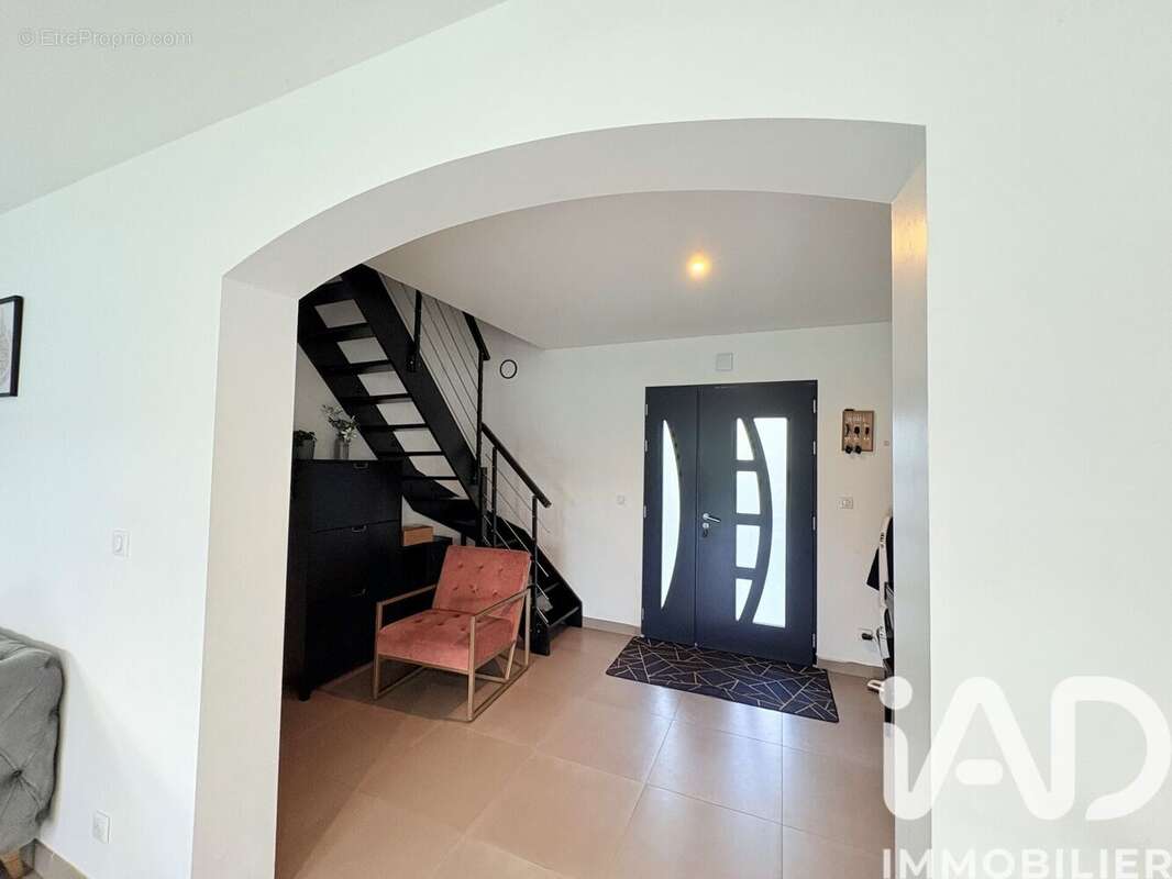 Photo 5 - Maison à BASSENS