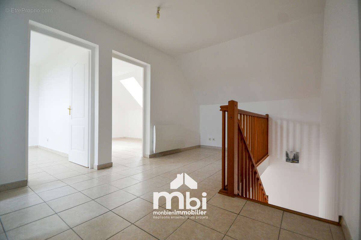 Maison à MORTEFONTAINE