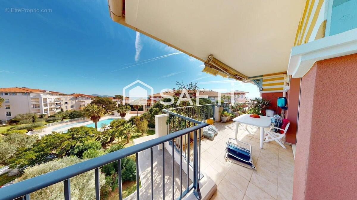 Photo 1 - Appartement à FREJUS