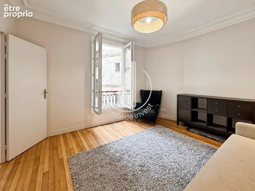 Appartement à PARIS-19E