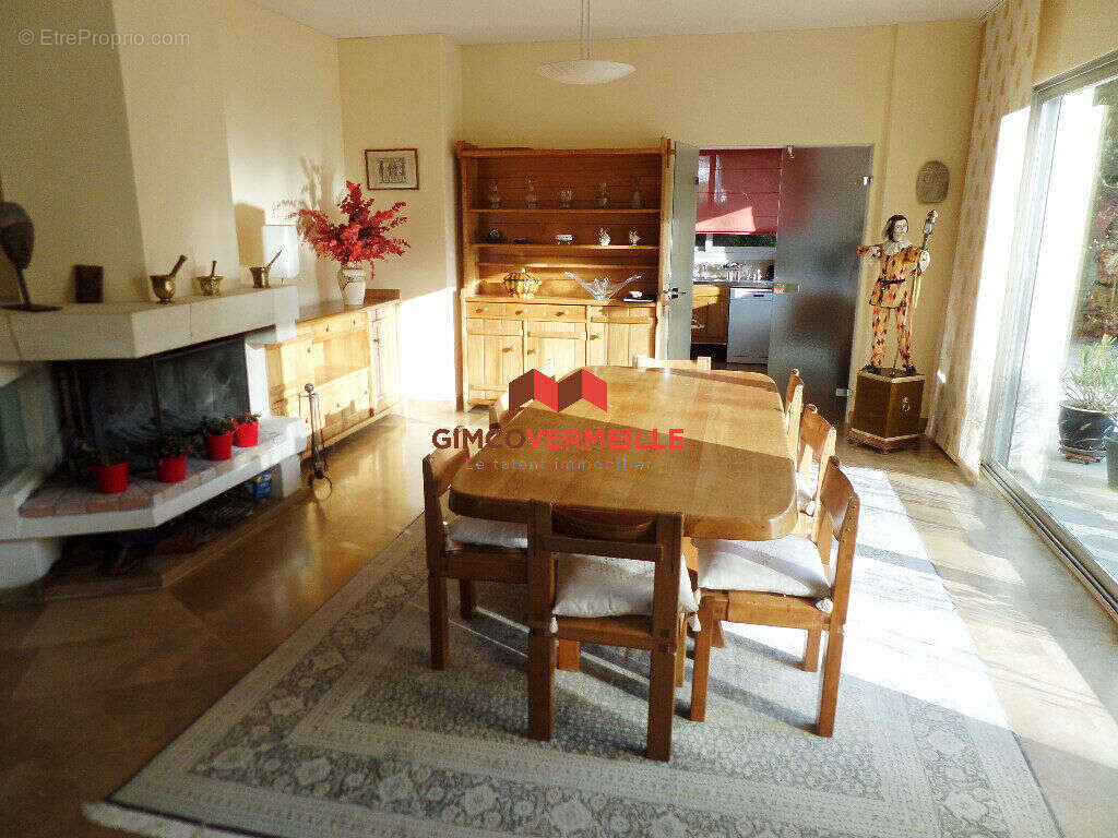 Maison à GARCHES