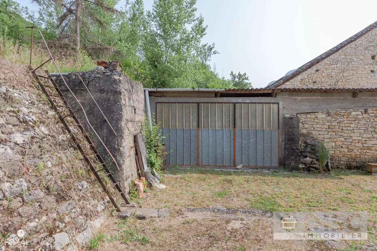 Belle et spacieuse maison de Maitre. - photo 24