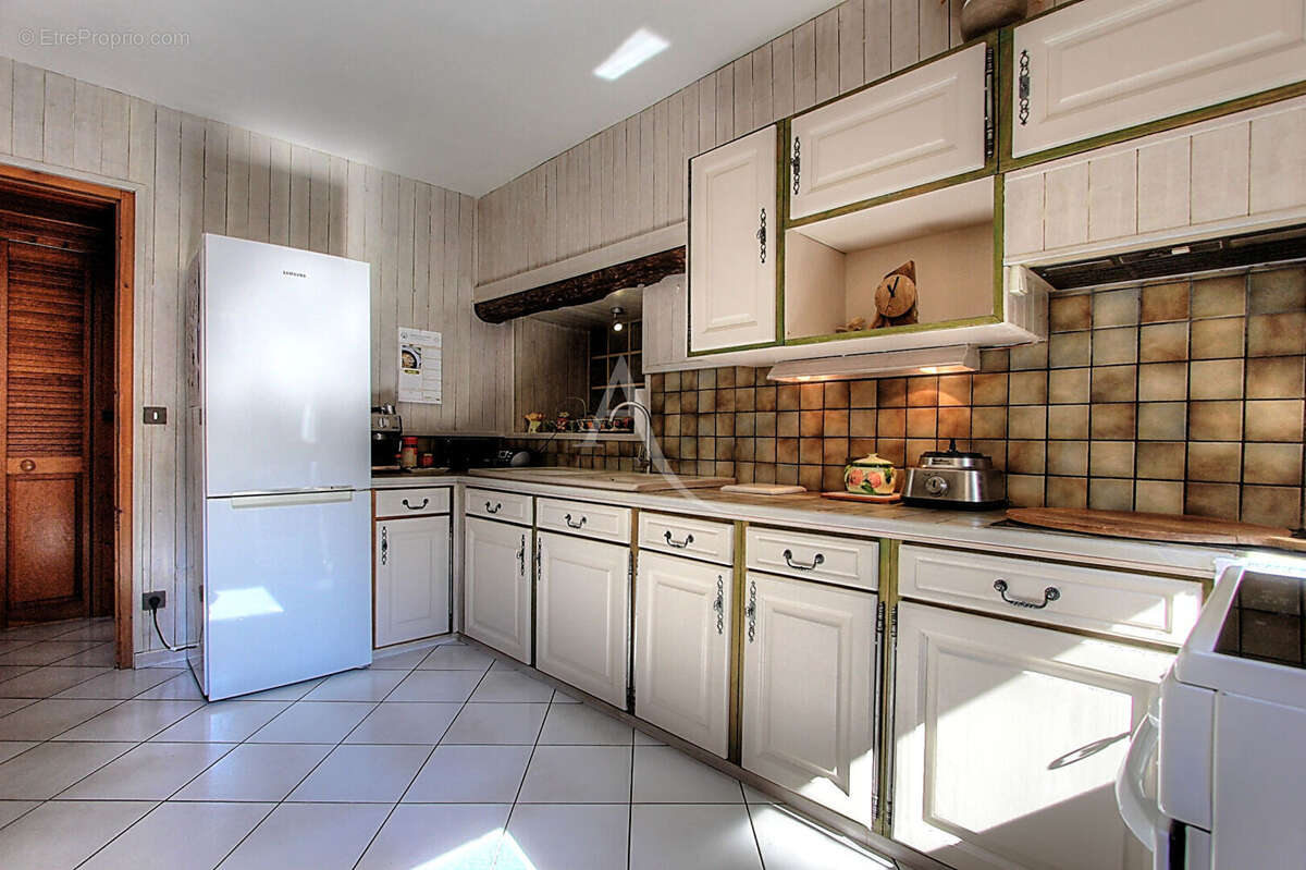 Maison à SAINT-JEOIRE-PRIEURE