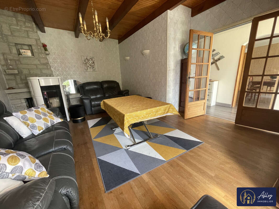 Maison 6 pièces CHEYLADE - Maison à CHEYLADE