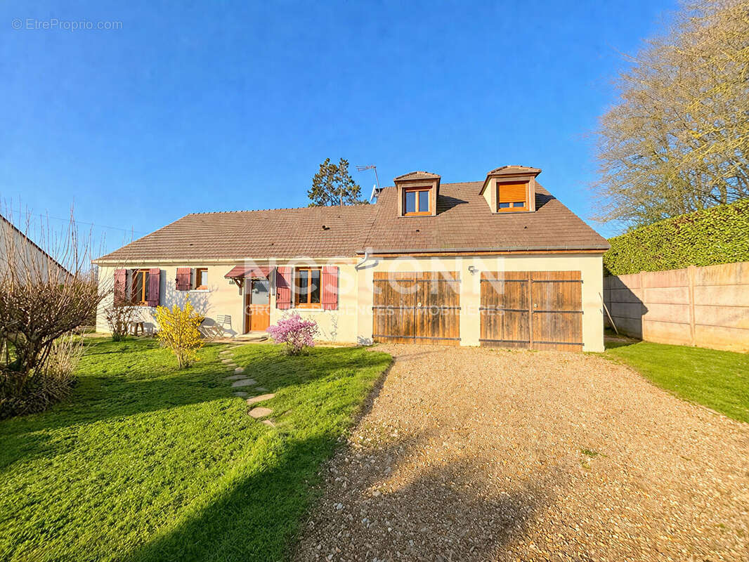 Maison à CHAUMONT-EN-VEXIN