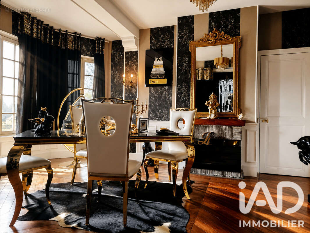 Maison 255 m² à Nassandres  - photo 3