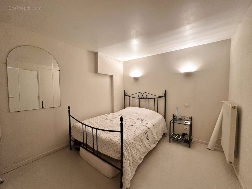 Maison à DECAZEVILLE