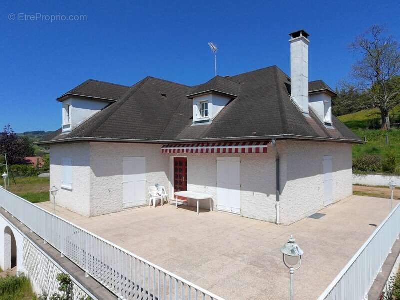 Maison à CHAUFFAILLES