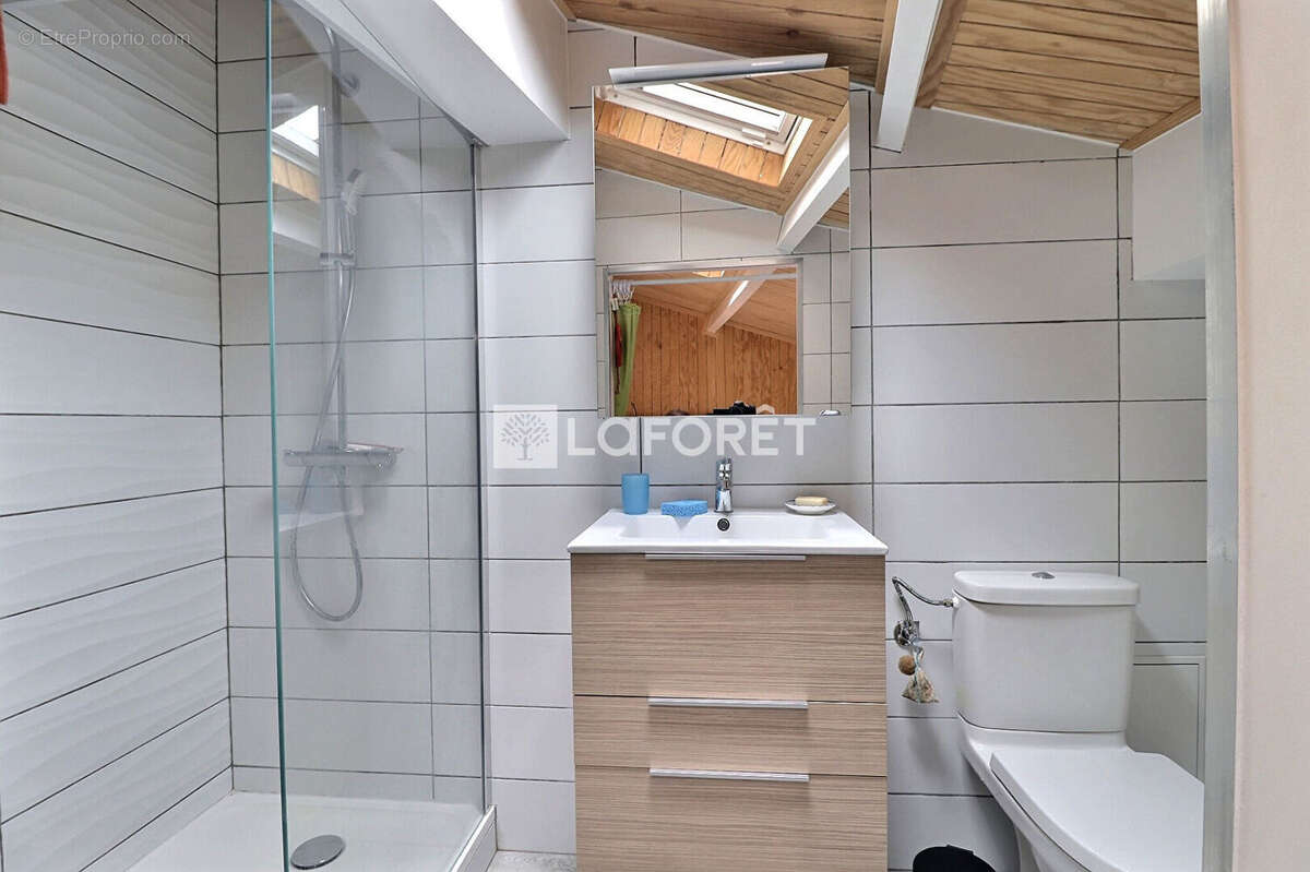 Maison Cuers 5 pièce(s) 116 m2 - photo 11