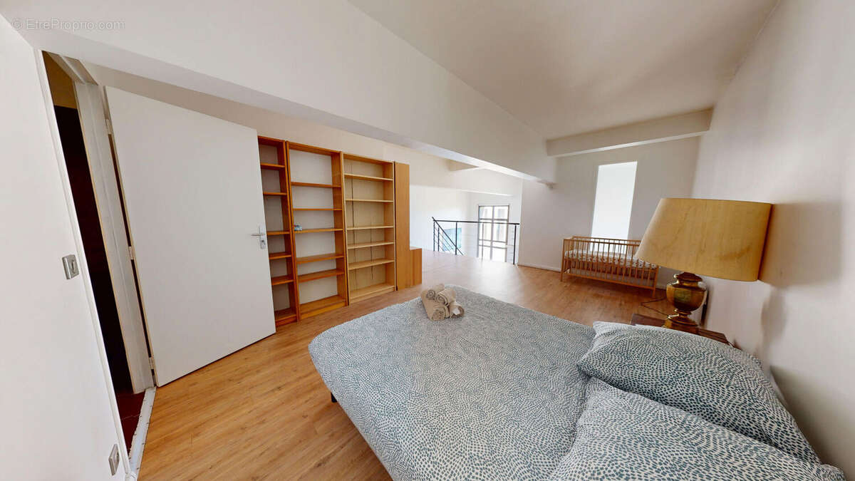 Appartement à AUBERVILLIERS
