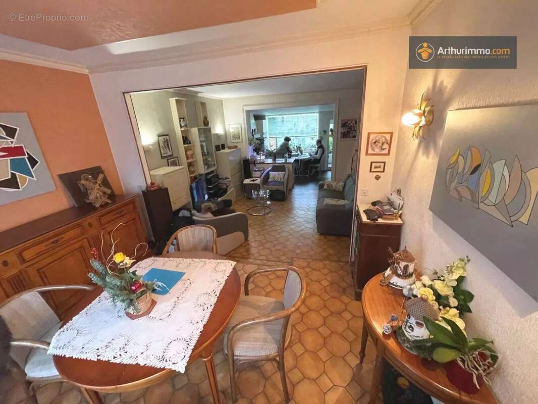 Maison à CROIX