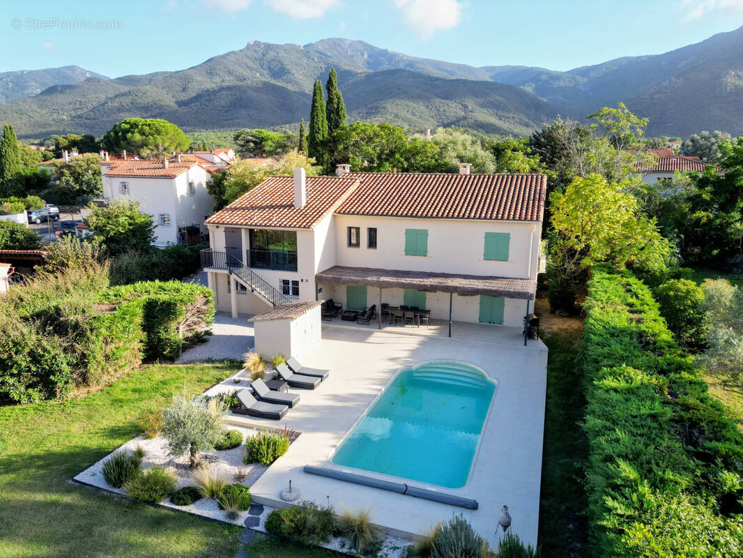 Maison à LAROQUE-DES-ALBERES