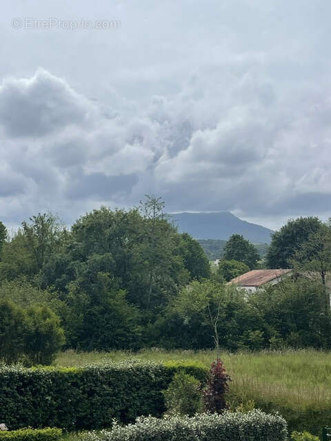 Appartement à SAINT-PEE-SUR-NIVELLE
