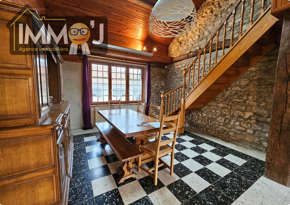 Maison à SEXEY-AUX-FORGES