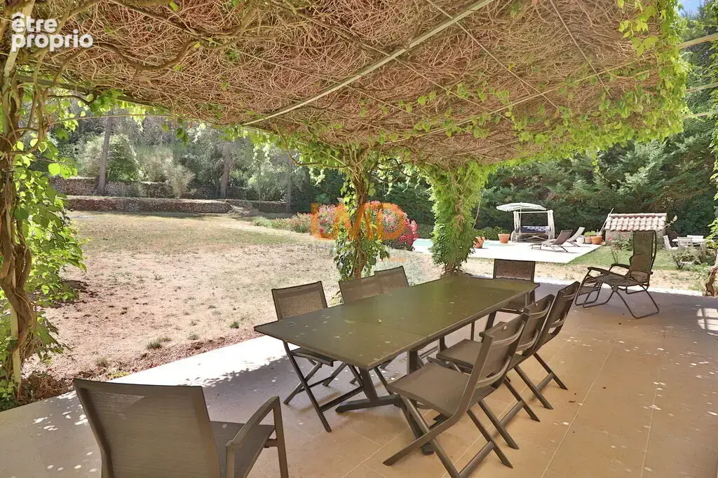 Bastide de charme 4 chambres Terrain 7200m2 Piscine Calme Plein - photo 4
