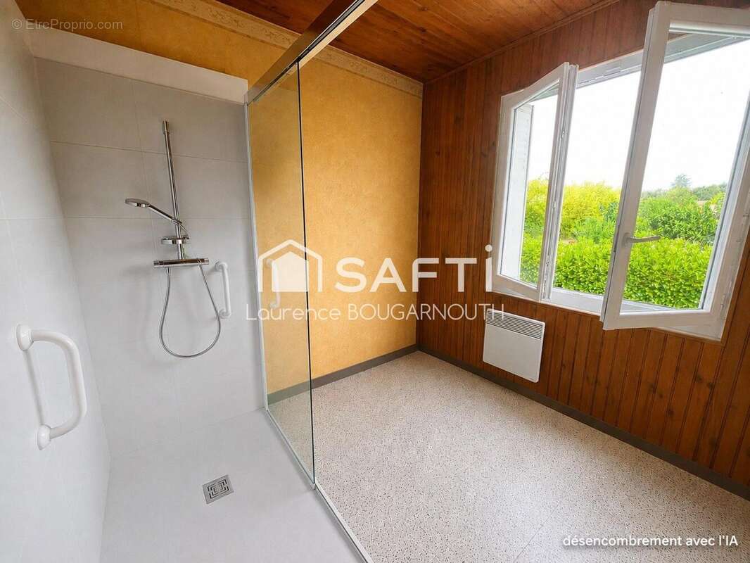 Maison 137 m² à Cavillargues  - photo 9