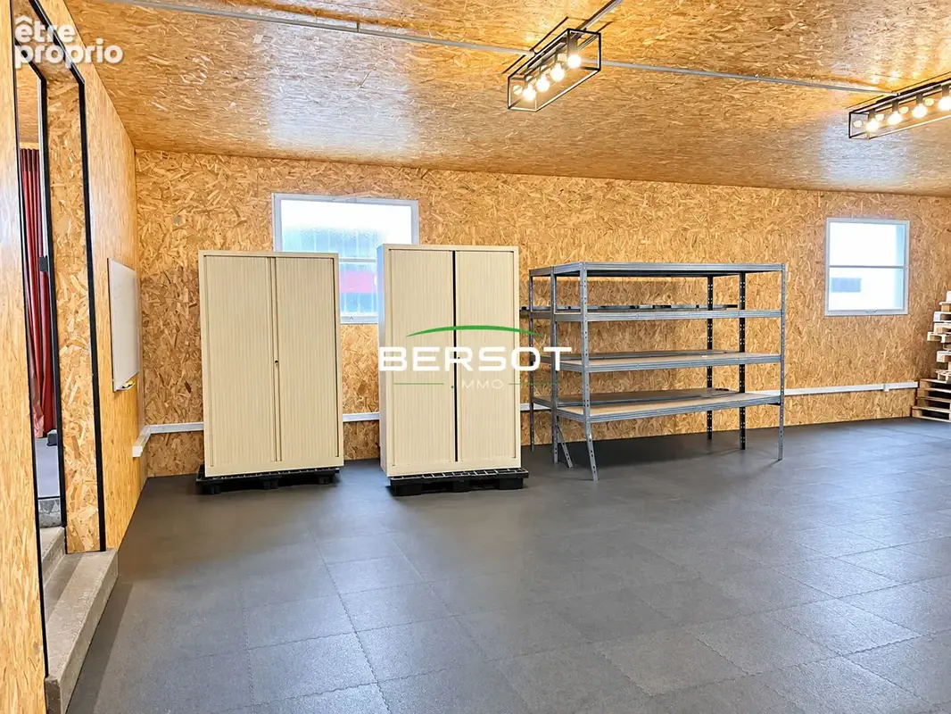 Entrepôt / local industriel  430 m2 - photo 4